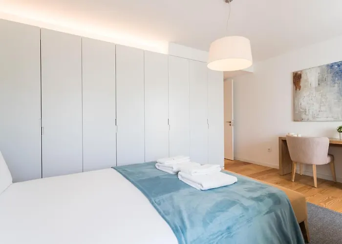 Flh Chiado Bright Apartment